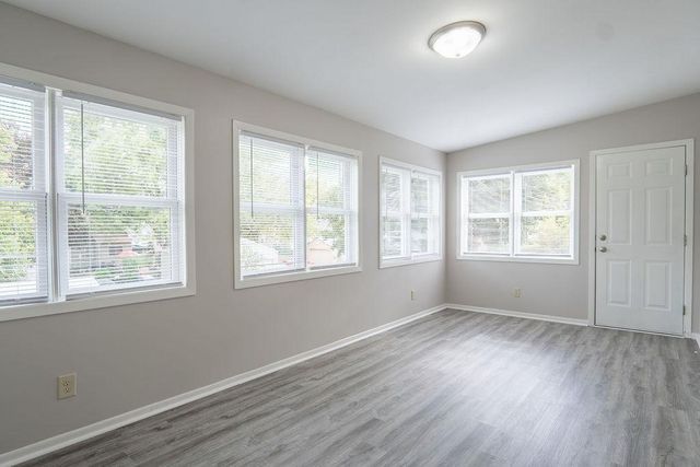 1132 Farrington Street, Saint Paul, MN 55117