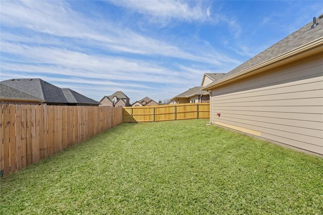 1005 Hardaway Lane, Greenville, TX 75402