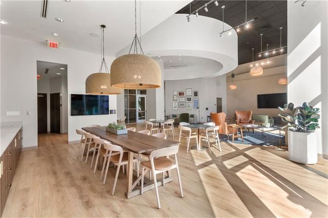 1080 Peachtree Street NE 2503, Atlanta, GA 30309