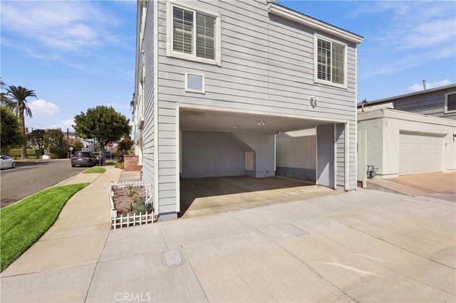 3310 3rd Avenue, Corona Del Mar, CA 92625