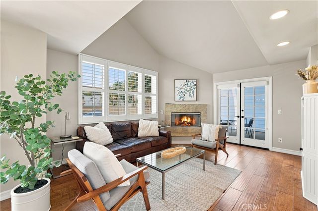 3310 3rd Avenue, Corona Del Mar, CA 92625