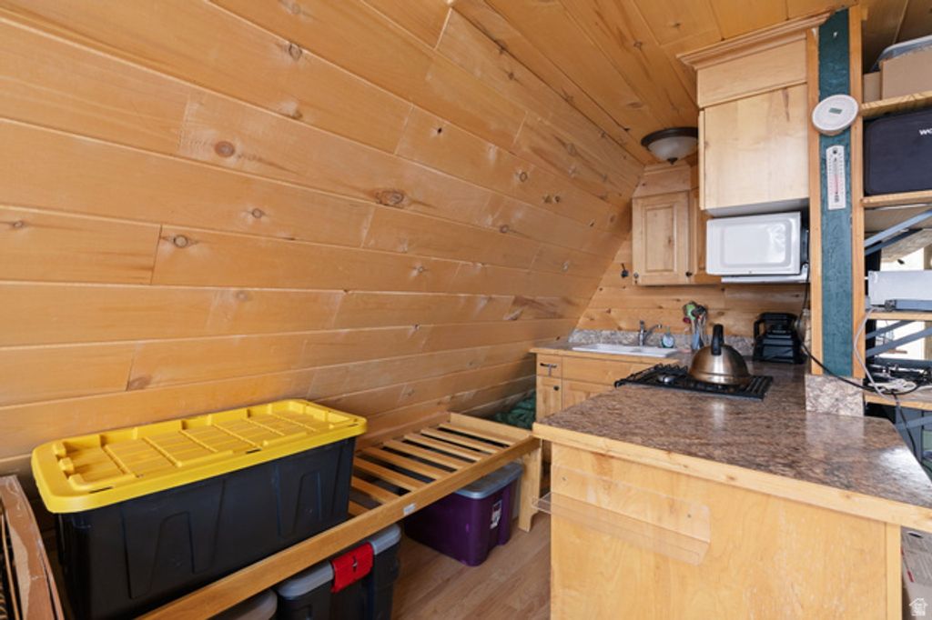 Image 22 of property listing at 116 N OAK CREST DR, Mt Pleasant, UT 84647