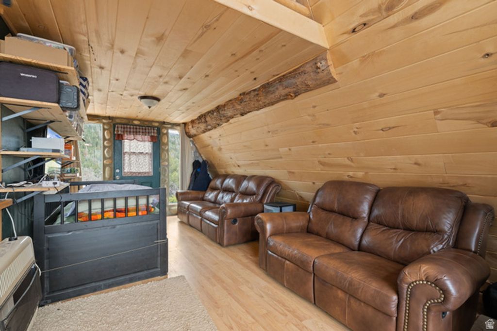 Image 25 of property listing at 116 N OAK CREST DR, Mt Pleasant, UT 84647