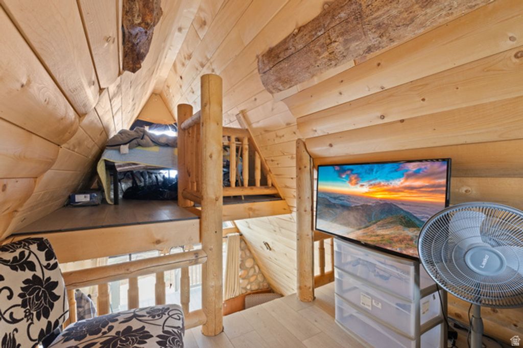 Image 31 of property listing at 116 N OAK CREST DR, Mt Pleasant, UT 84647