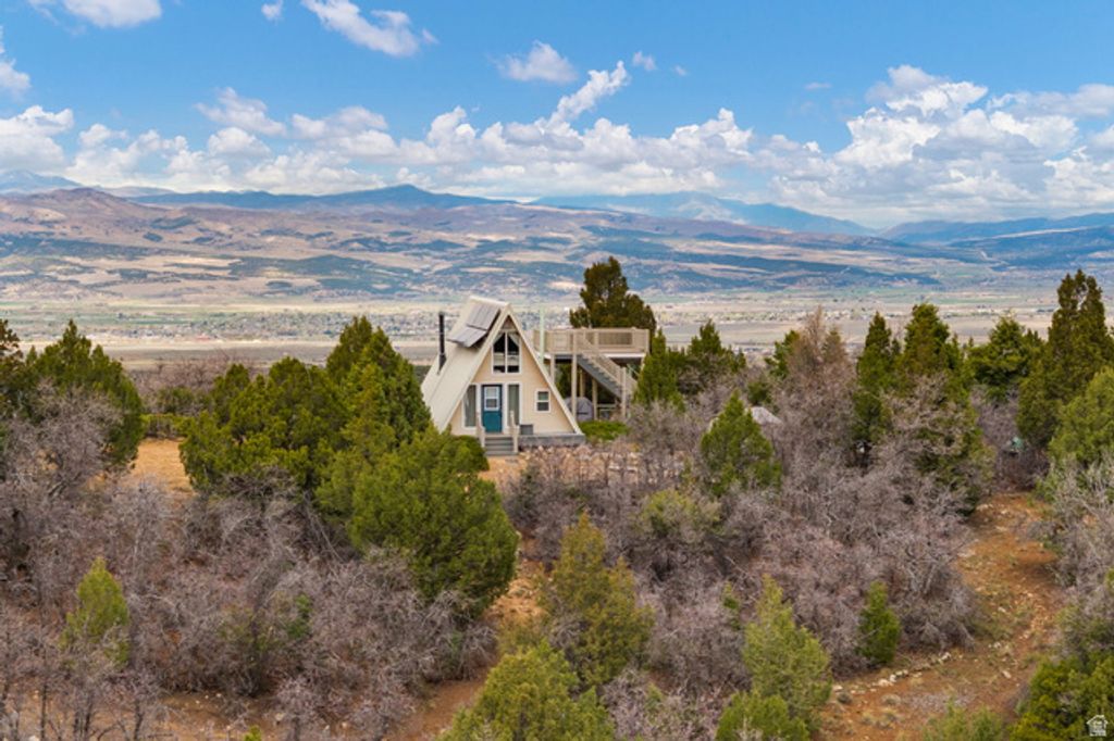 Image 35 of property listing at 116 N OAK CREST DR, Mt Pleasant, UT 84647