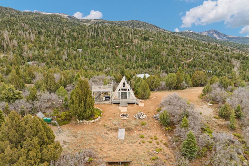 Image 44 of property listing at 116 N OAK CREST DR, Mt Pleasant, UT 84647