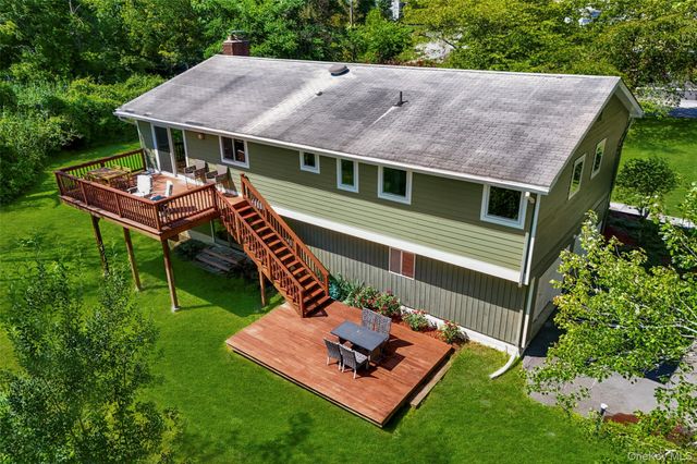 42 Hollow Oak Road, Chappaqua, NY 10514