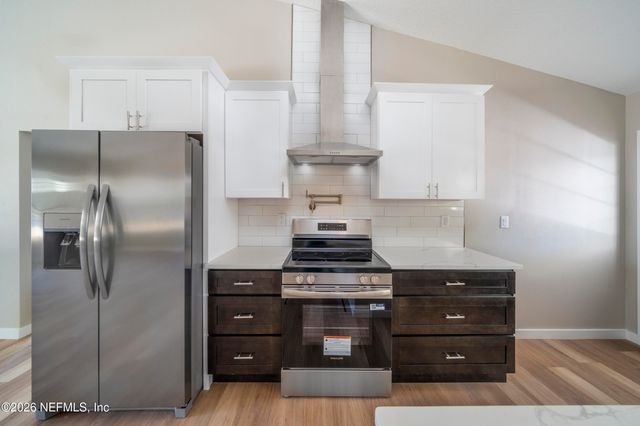 911 N 14TH Street, Palatka, FL 32177