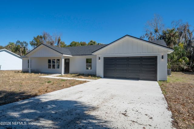 911 N 14TH Street, Palatka, FL 32177