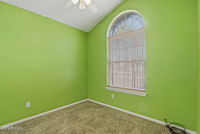 861 FRAGRANT ASH Place, El Paso, TX 79907