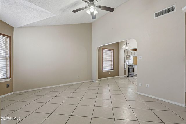 861 FRAGRANT ASH Place, El Paso, TX 79907