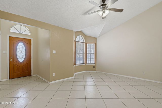 861 FRAGRANT ASH Place, El Paso, TX 79907