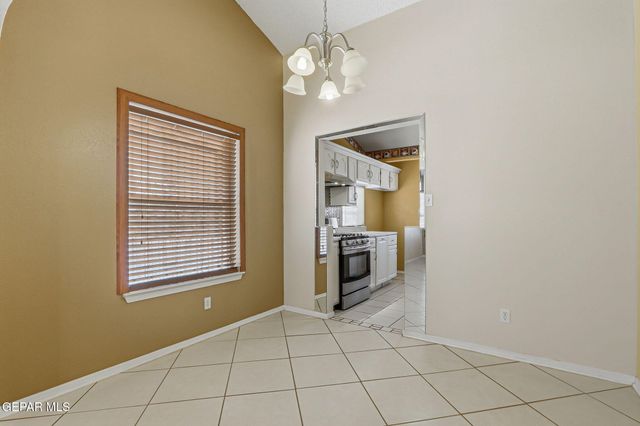 861 FRAGRANT ASH Place, El Paso, TX 79907