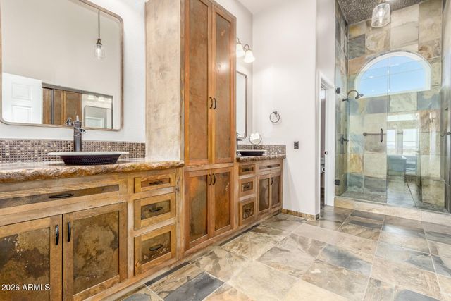 8245 E BELL Road 222, Scottsdale, AZ 85260