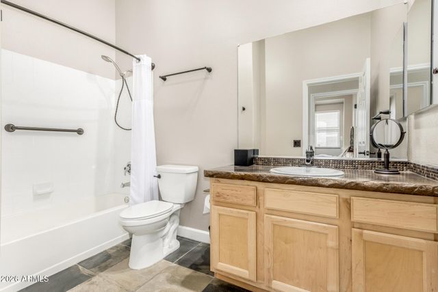 8245 E BELL Road 222, Scottsdale, AZ 85260