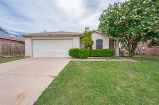 8405 Seven Oaks Lane, Denton, TX 76210