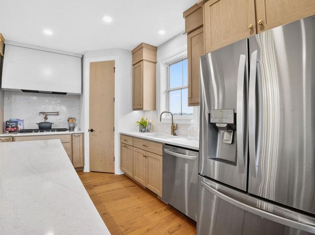 13722 Park Haven Trail NE, Prior Lake, MN 55372