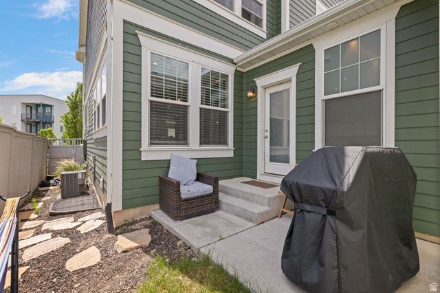 5328 W CANARY GRASS WAY, South Jordan, UT 84009