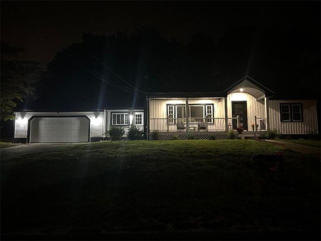 109 Kaufman Road, Tiverton, RI 02878