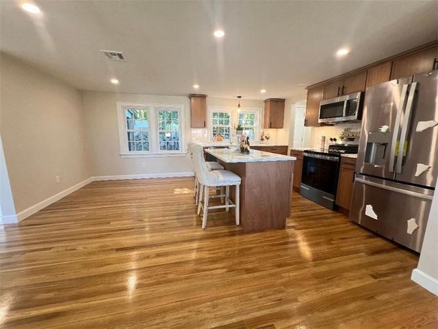 109 Kaufman Road, Tiverton, RI 02878