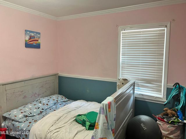 2004 Martin Street, Pascagoula, MS 39581