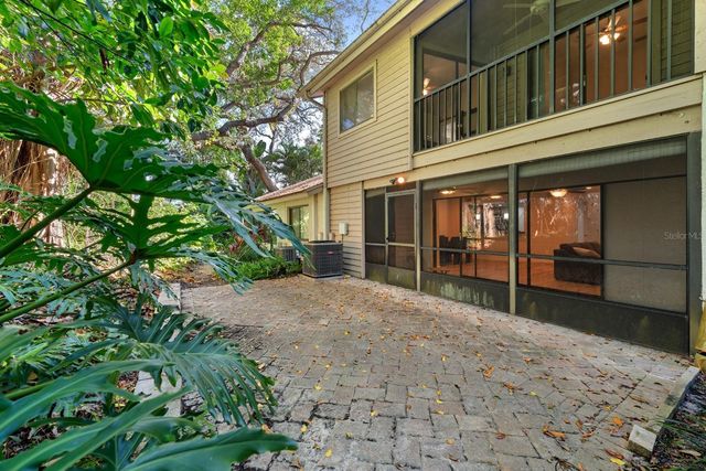 1919 WHISPERING WAY, Tarpon Springs, FL 34689