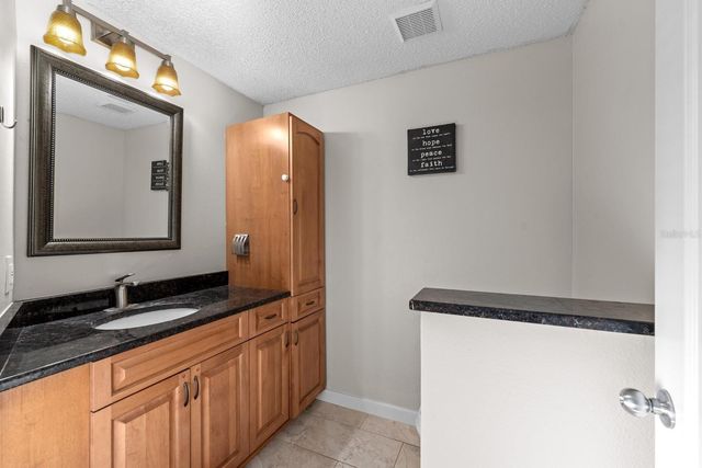 1919 WHISPERING WAY, Tarpon Springs, FL 34689