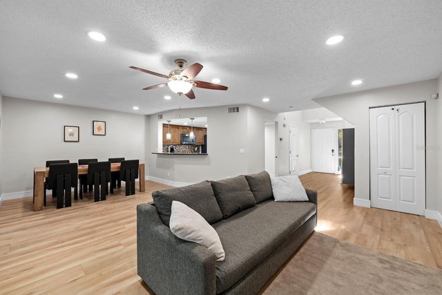 1919 WHISPERING WAY, Tarpon Springs, FL 34689