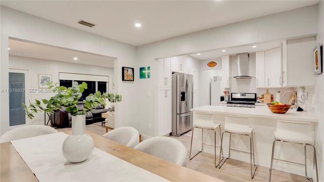 9311 Sterling Dr, Cutler Bay, FL 33157