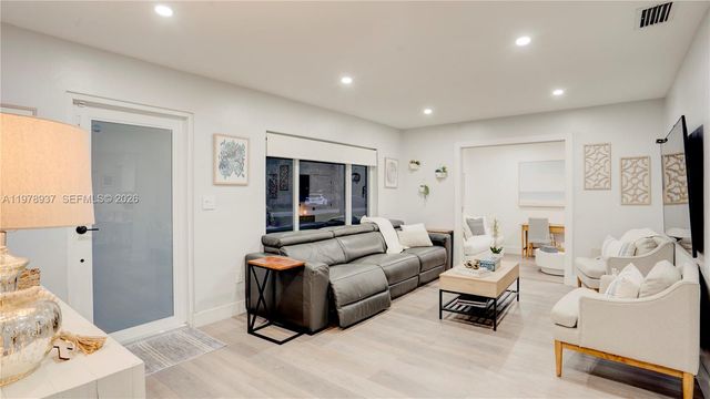 9311 Sterling Dr, Cutler Bay, FL 33157