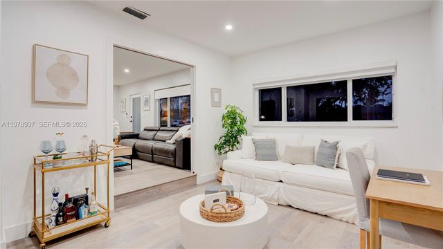 9311 Sterling Dr, Cutler Bay, FL 33157