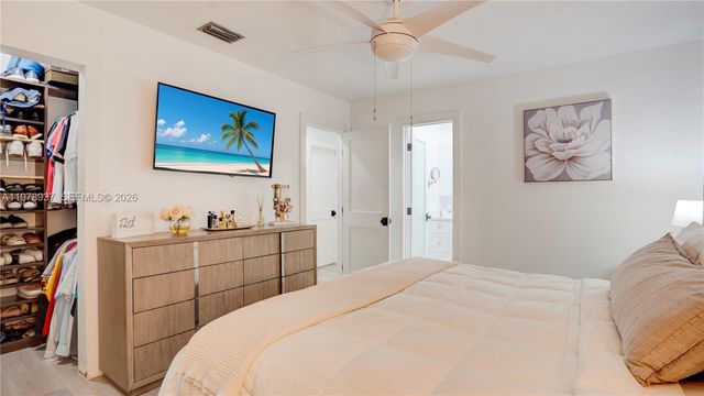 9311 Sterling Dr, Cutler Bay, FL 33157