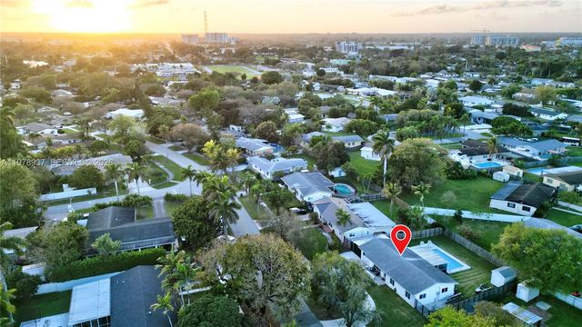 9311 Sterling Dr, Cutler Bay, FL 33157