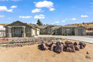 17601 Bangor, Hesperia, CA 92345