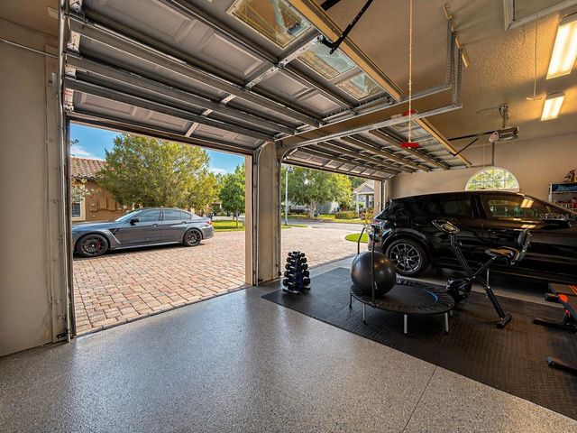 7503 LAKE ALBERT DR, Windermere, FL 34786