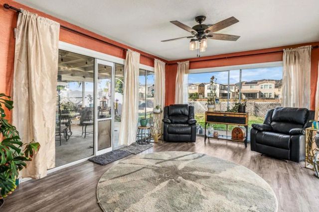 1554 W Country Club Lane, Escondido, CA 92026