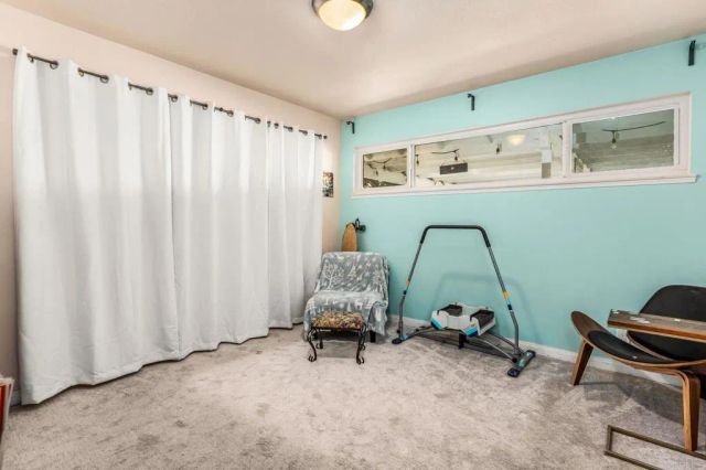 1554 W Country Club Lane, Escondido, CA 92026