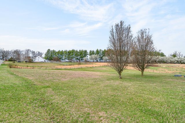 4824 Skyview Dr, Cookeville, TN 38501