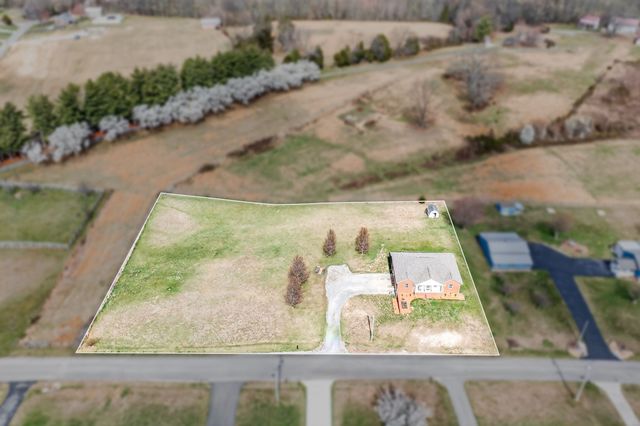 4824 Skyview Dr, Cookeville, TN 38501