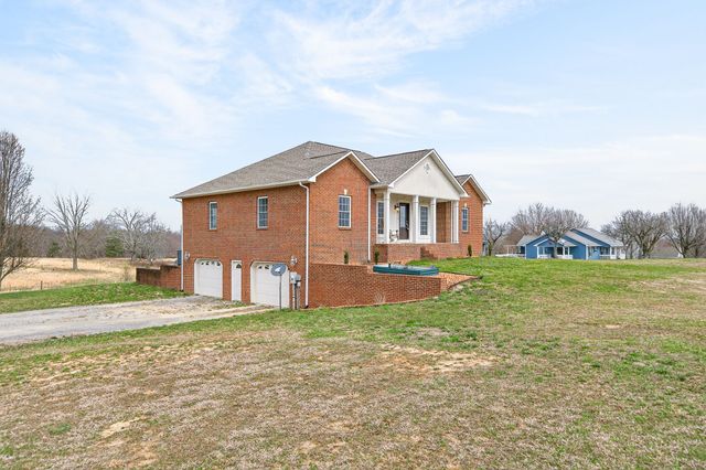 4824 Skyview Dr, Cookeville, TN 38501