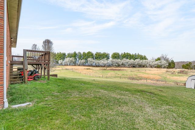 4824 Skyview Dr, Cookeville, TN 38501