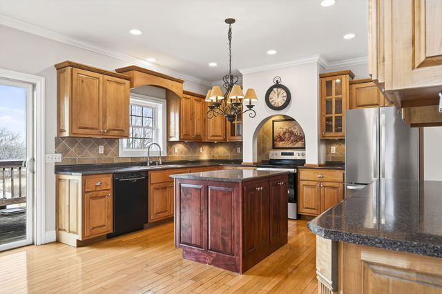 4824 Skyview Dr, Cookeville, TN 38501