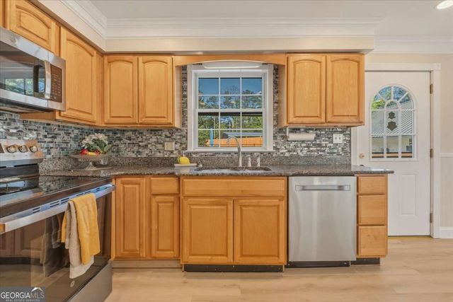 3 Faith Drive SE, Silver Creek, GA 30173