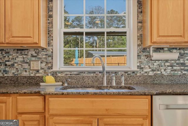3 Faith Drive SE, Silver Creek, GA 30173