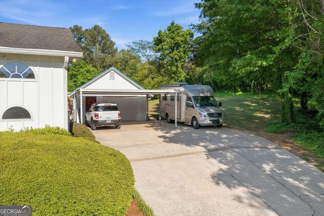 3 Faith Drive SE, Silver Creek, GA 30173