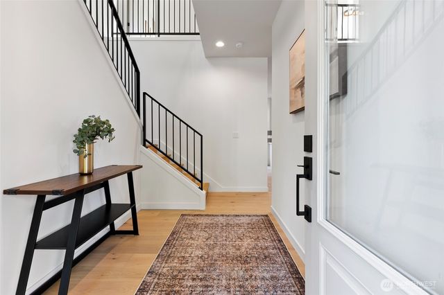 1707 NE 117th Street, Seattle, WA 98125