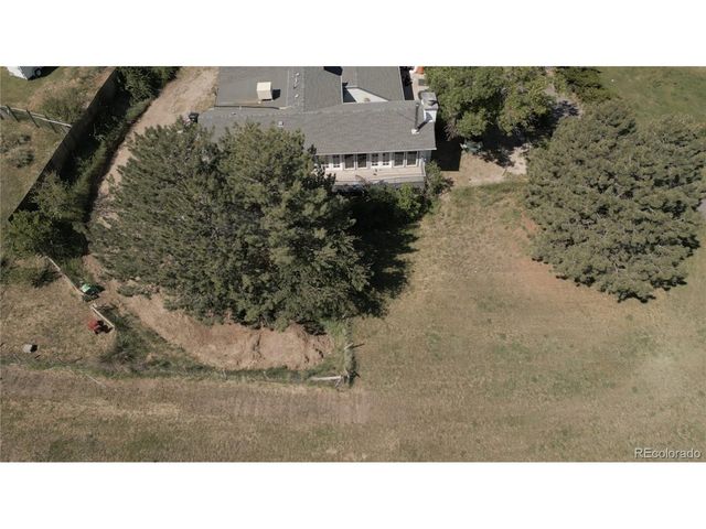 6803 S Liverpool St, Centennial, CO 80016