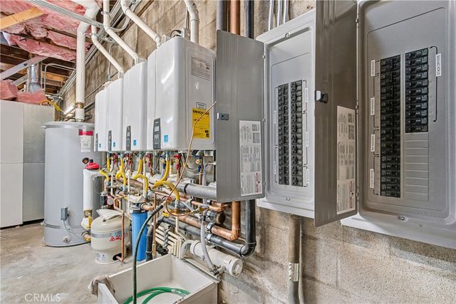 1480 E 56th, Los Angeles, CA 90011