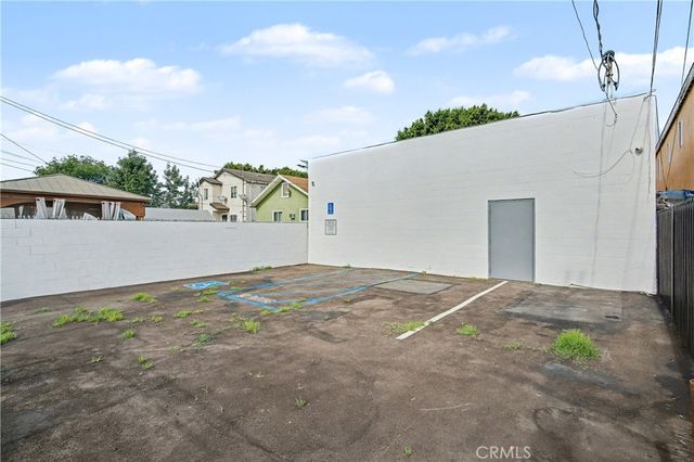 1480 E 56th, Los Angeles, CA 90011