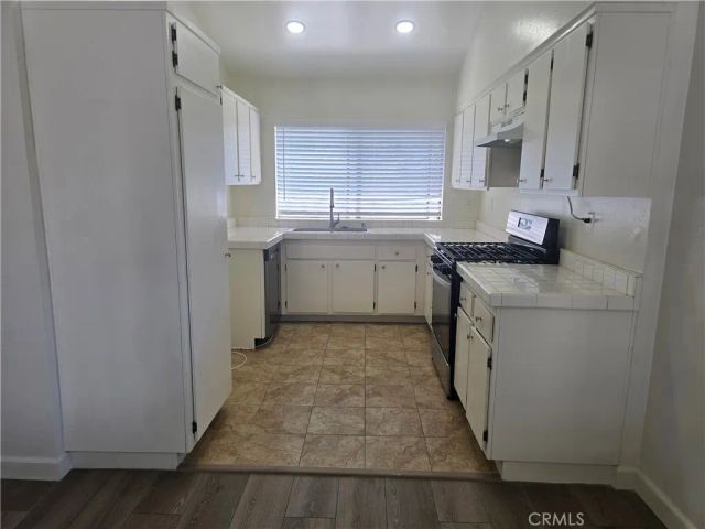 2288 Loma Alta Drive 6, Fullerton, CA 92833